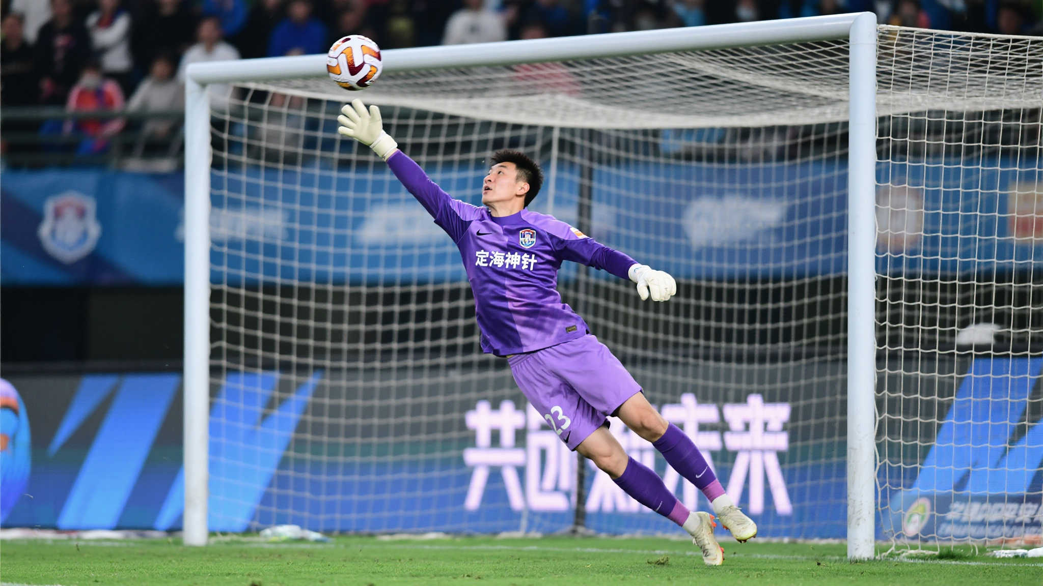 现出一批优 现出一批优